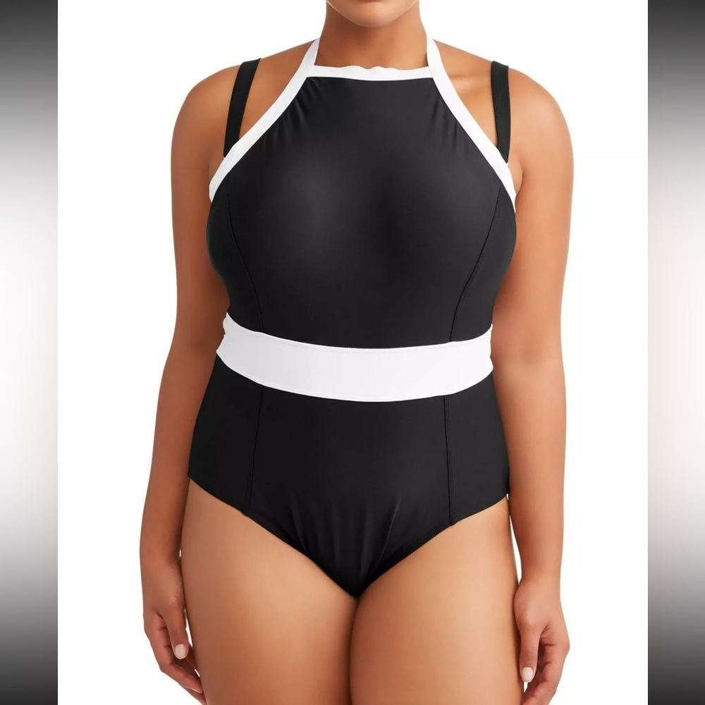 EUC - Terra & Sky - Multi Way, Halter Tie, Built In Bra - Bathing Suit 2X